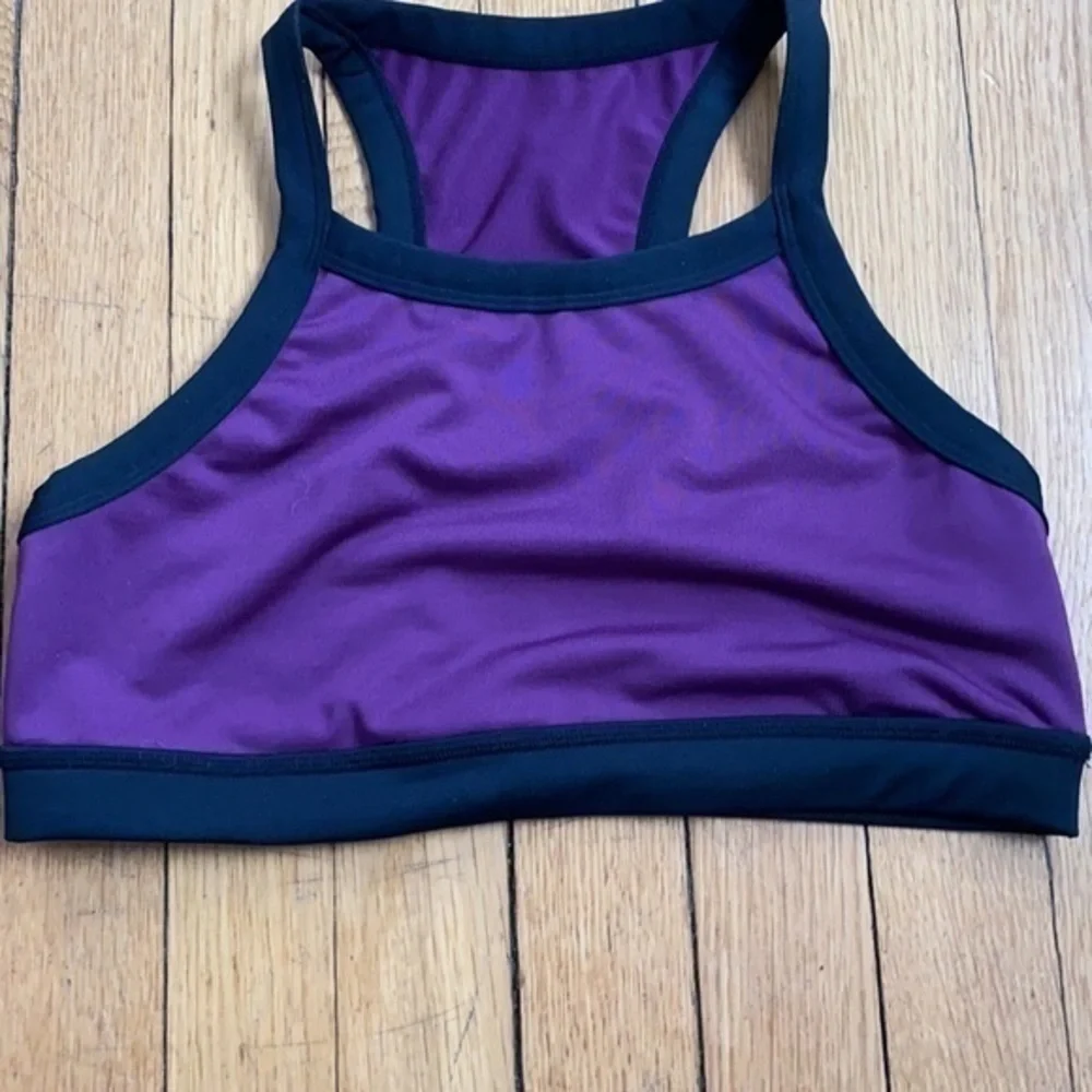 Peony and Me see purple racerback sports bra M EUC